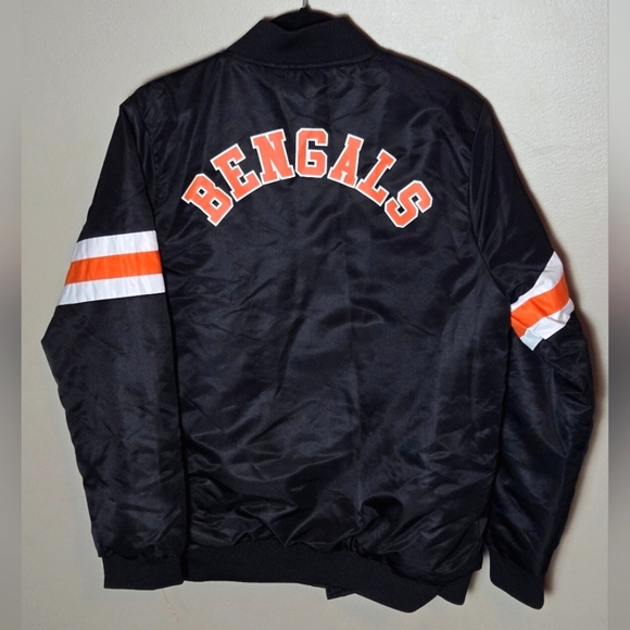 Youth NFL Cincinatti Bengals Embroidered Logo Varsity Jacket Sportscore, 18/20 - Picture 3 of 4